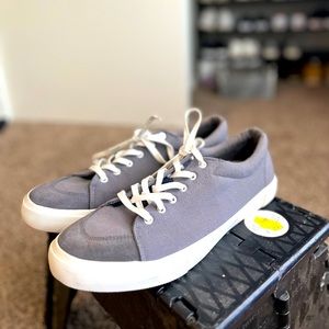 Five four grey sneakers men’s/ converse